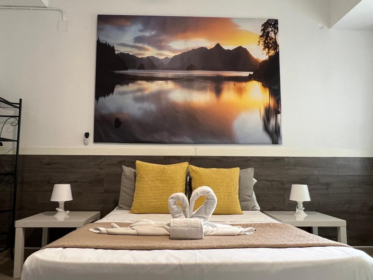 Valencia Suits You: Adults-Only Centro Historico with Auto Check-In — Photos 3